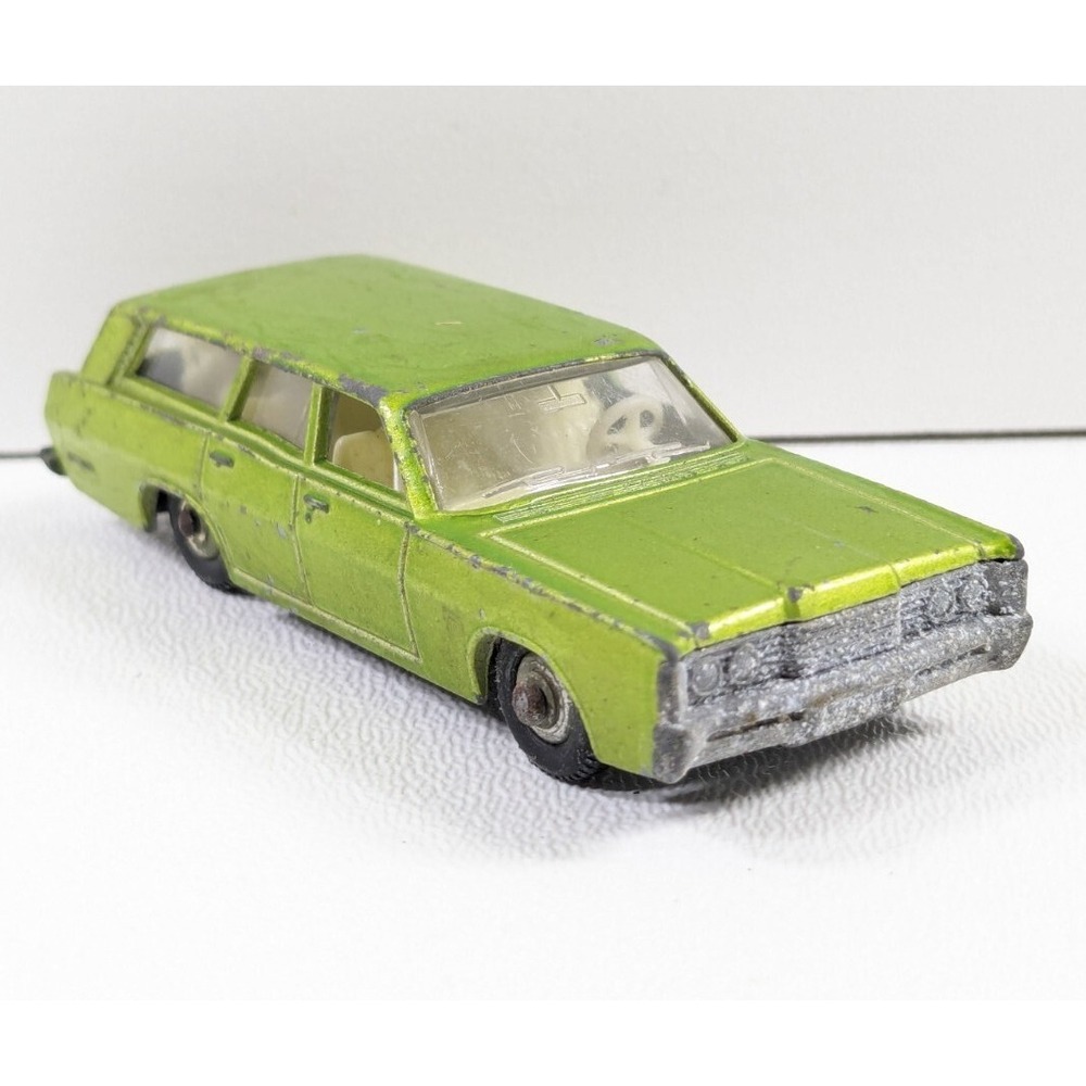 Vintage Lesney Matchbox Series No 55 Or 73 Mercury Green Station Wagon with Dogs